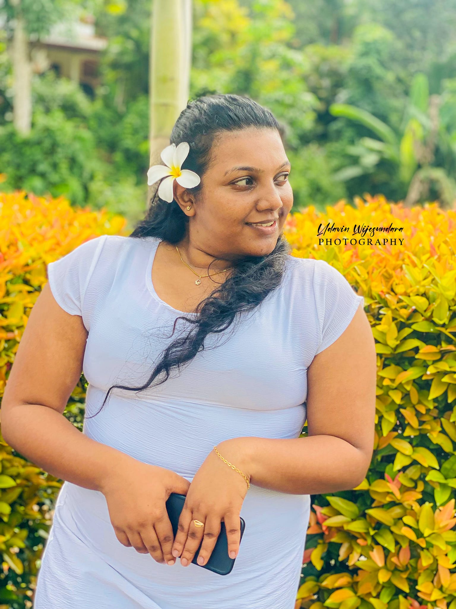 Senumi Nanayakkara's Model Shoot - Additional View